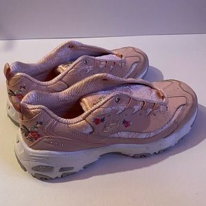 Air Cooled Memory Foam Embroidered Sketchers